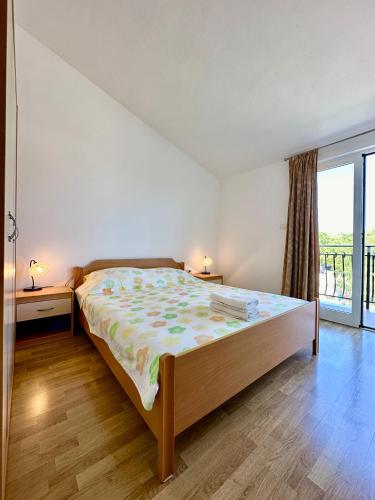 Guest House Maxi in Golas