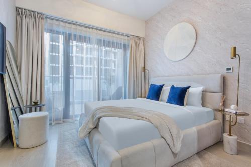 Lux-Furnished Stu Couple-Friendly Near Downtown, Дубай (фото 3)