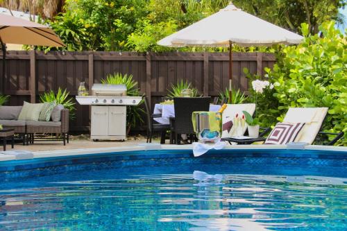Fern Residence-spacious, Backyard-downtown & Beach in Fort Lauderdale, USA