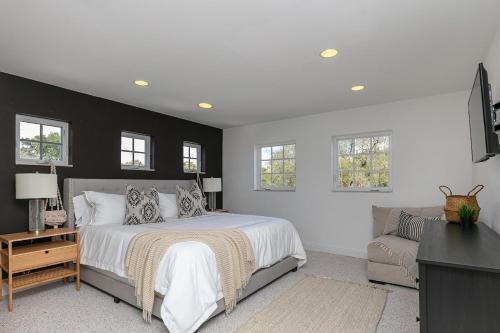 Fern Residence-spacious, Backyard-downtown & Beach in Fort Lauderdale, USA