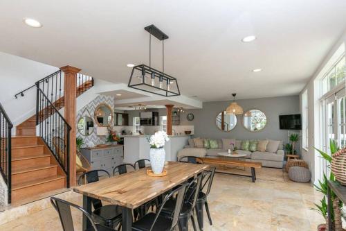 Fern Residence-spacious, Backyard-downtown & Beach in Fort Lauderdale, USA