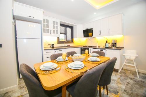 Comoditats, EGE Villaları 2 in Beyobası