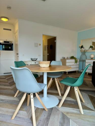 Cozy Panorama Flat by the Beach, Knokke-Heist (photo 9)