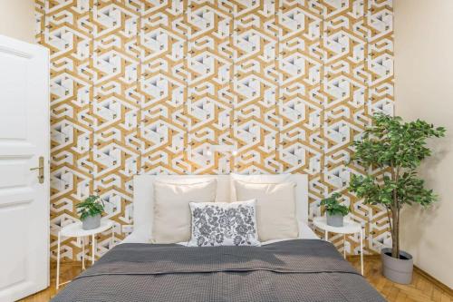 New Central and Convenient Flat - image 8