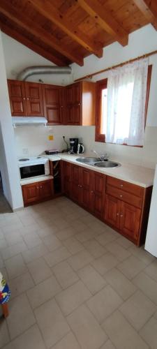 Kaiti Villa 4 in 考考納瑞斯海灘