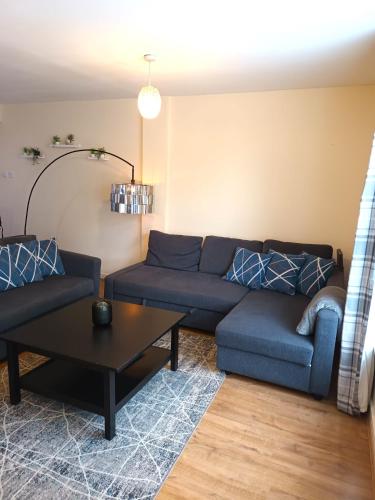Fabulous 2 bed apt 10 mins from City Centre, Glasgow