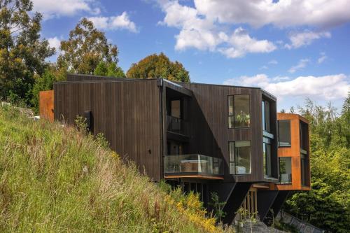 Stunning Mountain Views in Queenstown-Hot tub - image 9