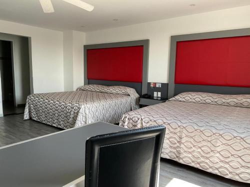 room detail thumbnail 2