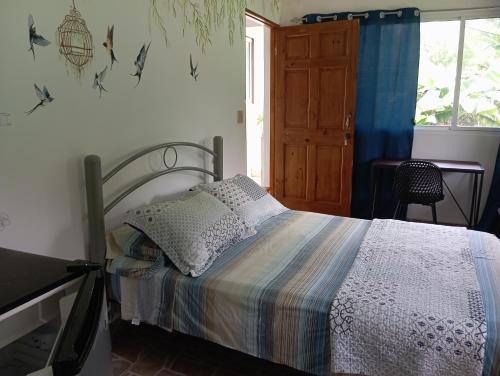 1 queen bed