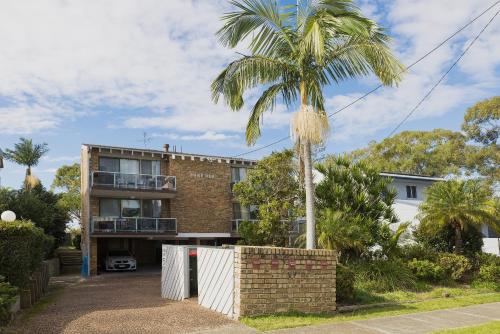 Exterior view, Fore Dek 4 in Port Stephens