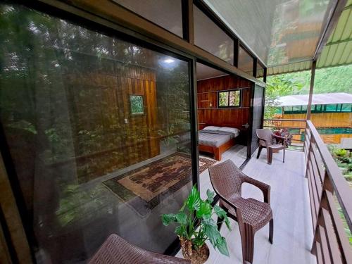 View, La Amapola Lodge, Bungalow en Peninsula de Osa. in La Palma
