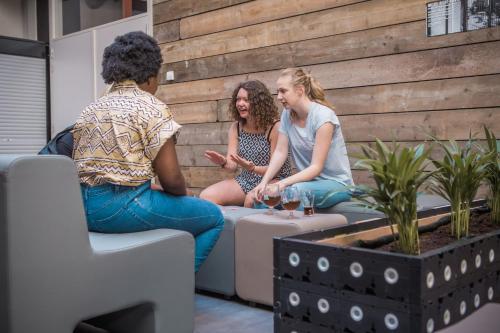 De Draecke Hostel – Ghent, CA