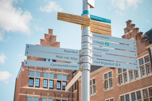 De Draecke Hostel – Ghent, CA