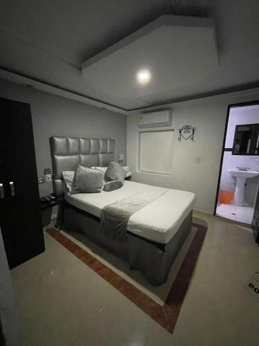 1 double bed