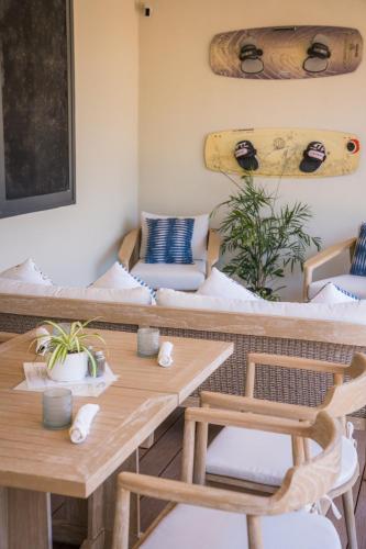 Restaurant, VIDA Cayman Luxury Boutique Eco Hotel in Grand Cayman