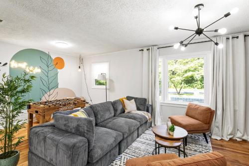 Secluded 2 Bedroom and King Loft 10 Min to Airport in Atlanta, USA
