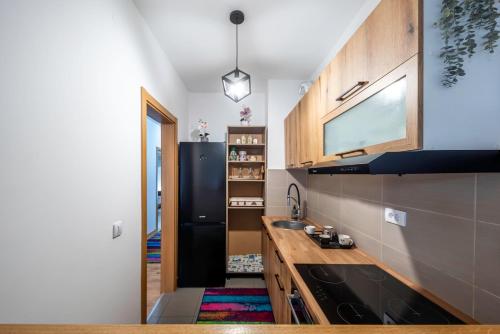 Konyha, Joker in Jugovićevo