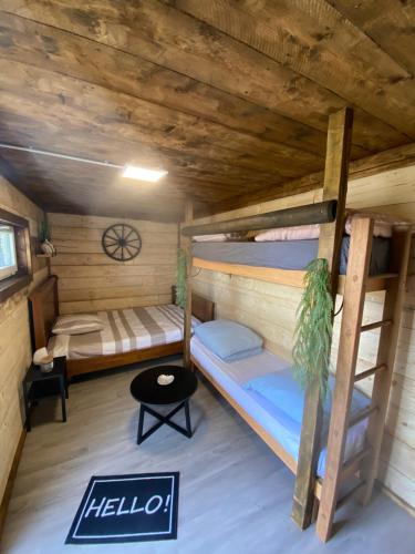 1 double bed, 1 bunk bed