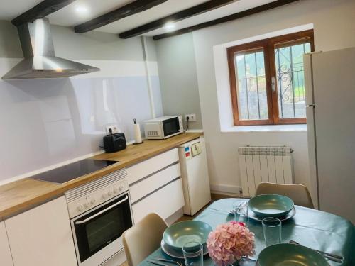 Facilities, El Asturcon in Pilona