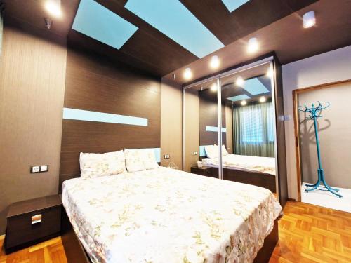 Central Apartment - Spacious designer property in Stara Zagora Central Apartment - Spacious designer property in Stara Zagora