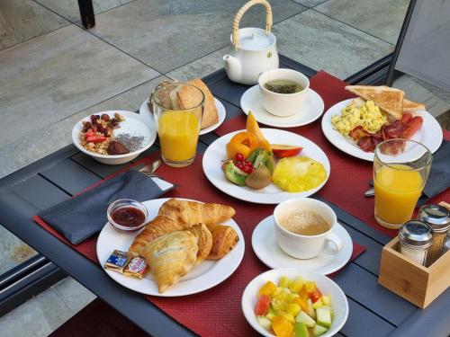 Best Western Seine West Hotel - image 2