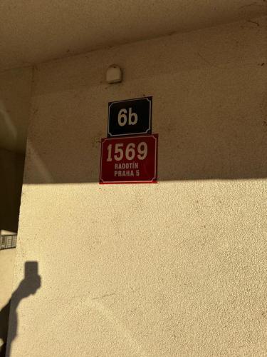 Small flat, great location in Prague 16