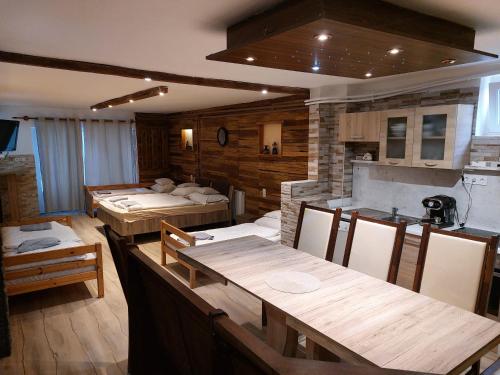 Oazis Vendeghaz es Appartman in Szilvasvarad