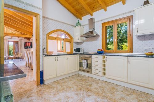 مطبخ, Ca's Pastor - Chalet de montaña (Ca's Pastor - Chalet de montana) in أسكورا