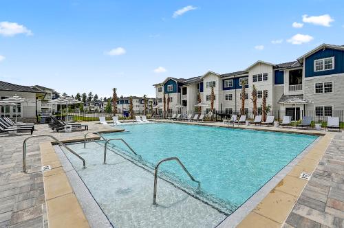 Boho Bliss w Salt Pool Nr Fern Beach, ARPT, DTWN in Yulee, USA