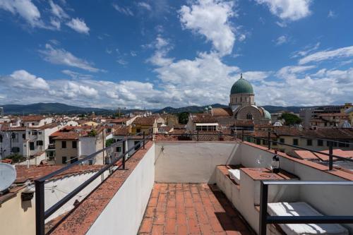 Puccini Apartment With Terrace, Florencie