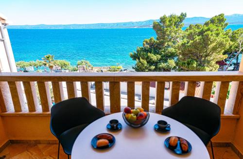 One-Bedroom Apartment with Sea View and Balcony image 8