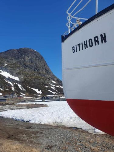 Fagerstrand, storhytte ved Bygdin i Jotunheimen, Beitostøl