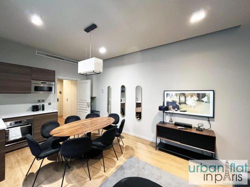 Urban Flat 110 - Luxury 3 Bedroom near Galeries Lafayette - image 9