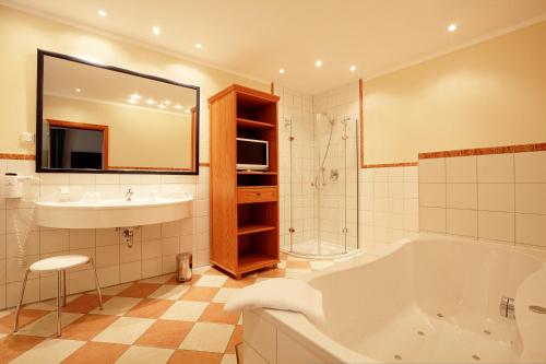 574971125 Hotel Die Gams