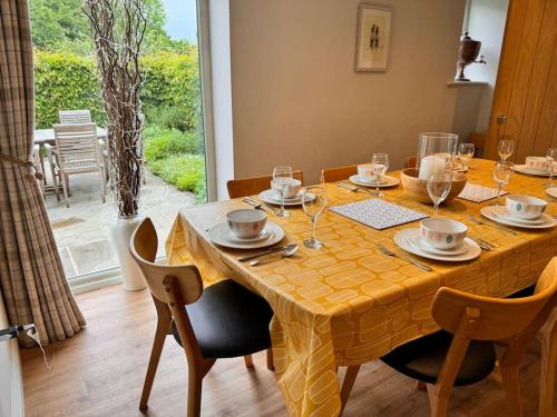 Luxury Barn with sauna near York welcoming families, friends, groups in Huby