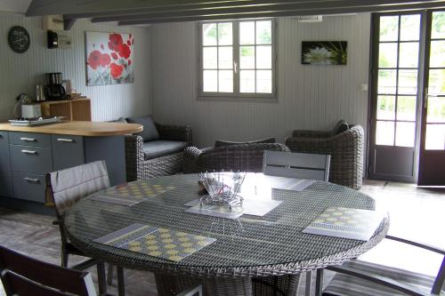 GITE Chalet in วีลเนิฟ-ออง-แปร์แซญ