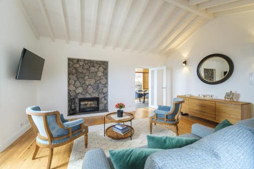 ห้องส่วนกลางสำหรับนั่งเล่น/ดูทีวี, Casa Sia in เฟเตรา