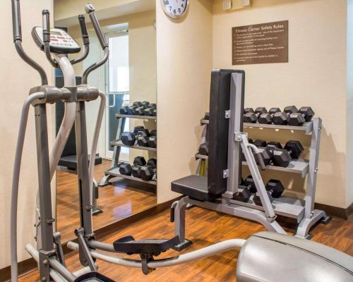 Comfort Suites Waldorf - image 20