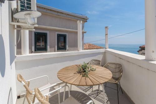 Apartment Belvedere by SeeAdria Agency in Novigrad