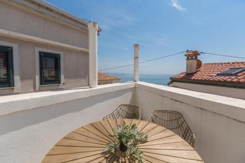 Apartment Belvedere by SeeAdria Agency in Novigrad