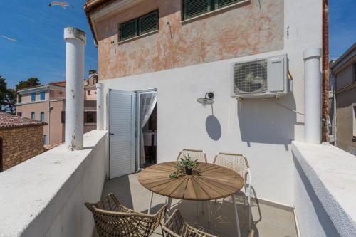 Apartment Belvedere by SeeAdria Agency in Novigrad