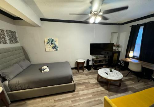 Studio Maximum Efficiency Soulard W&D Parking in Tower Grove, USA