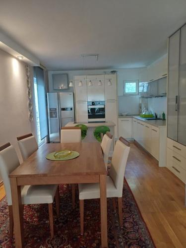 Lux Apartman Sofia, Sveti Stefan (fotografie 3)