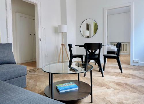 CityCentral 2 bedroom flat near main station, Zürich (photo 8)