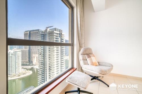 Spectacular 4 Bedroom Beachfront with Small Room - image 6