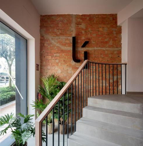 Apartamentos Líbere Bilbao Museo - image 6