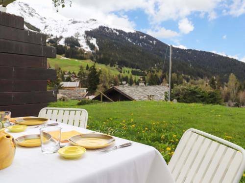 Apartment Courtillière 4 by Interhome (Apartment Courtilliere 4 by Interhome) in Bagnes