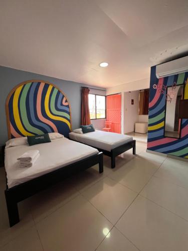 1 double bed, 1 twin bed