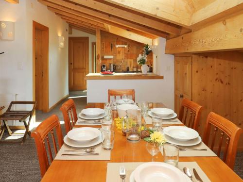 Apartment Olympia 443 by Interhome in Bagnes