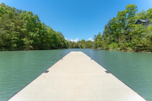 Lake View Serenity Pool Beach Hot Tub Games Lake View Serenity Pool Beach Hot Tub Games